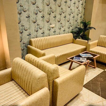 Hotel Maa Bhagwati Palace Khandwa Екстериор снимка